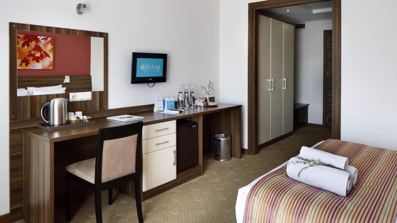 Obam Termal Resort Hotel Ve Spa Sindirgi Bagian luar foto